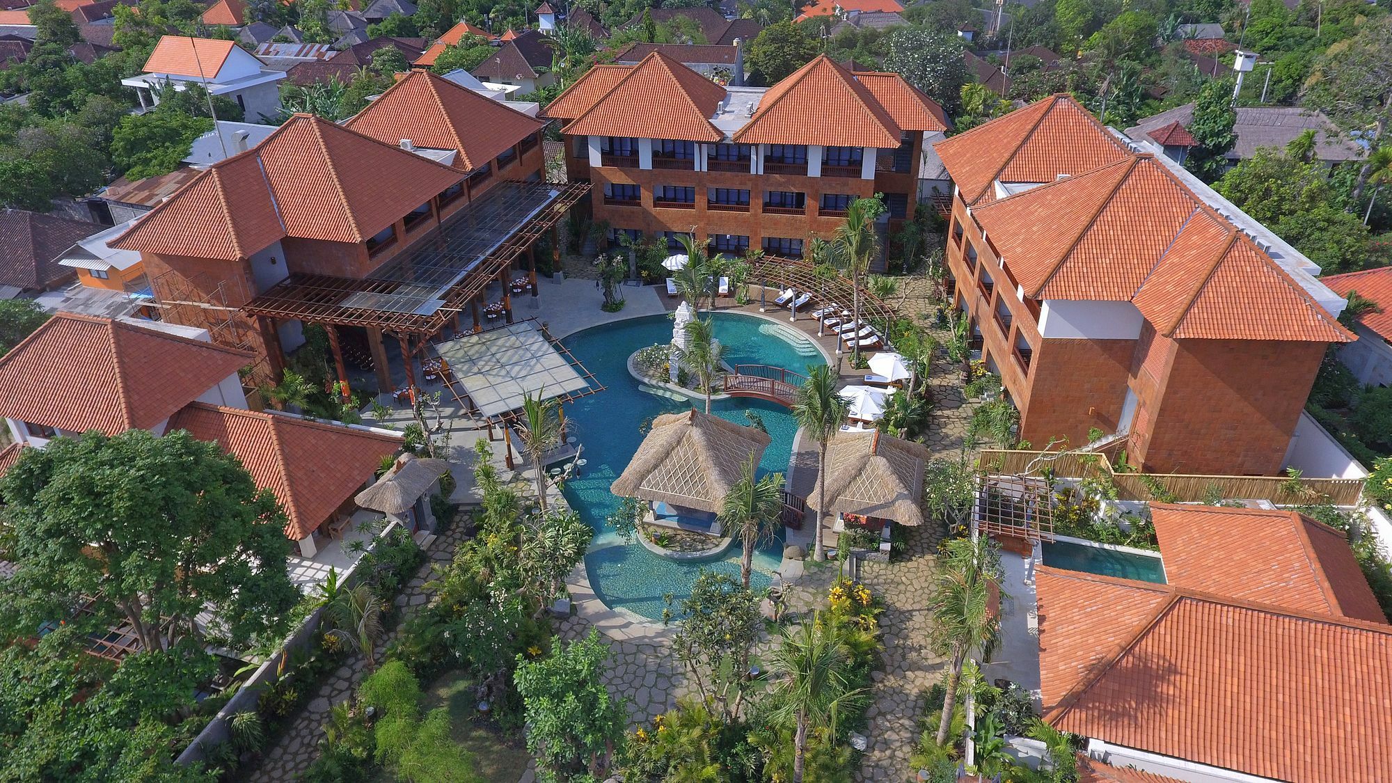 Отель The Alantara Sanur Экстерьер фото